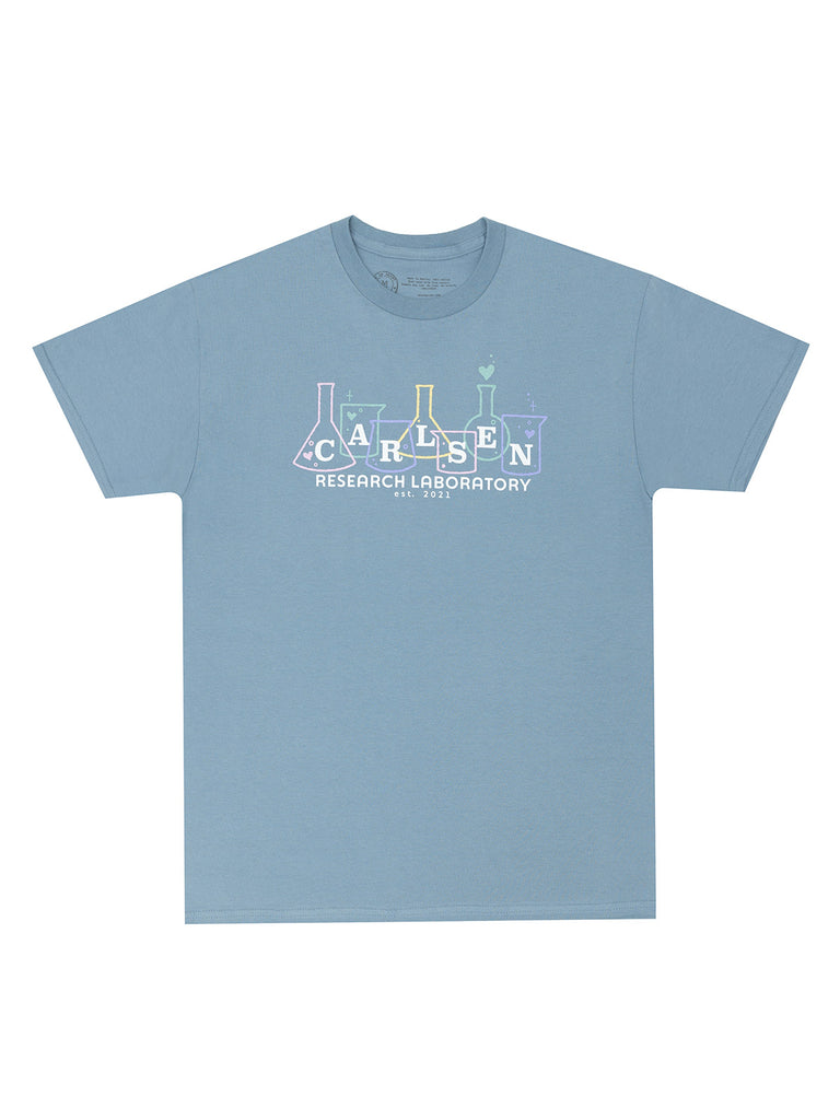 Ali Hazelwood: Carlsen Research Laboratory unisex t-shirt — Out of